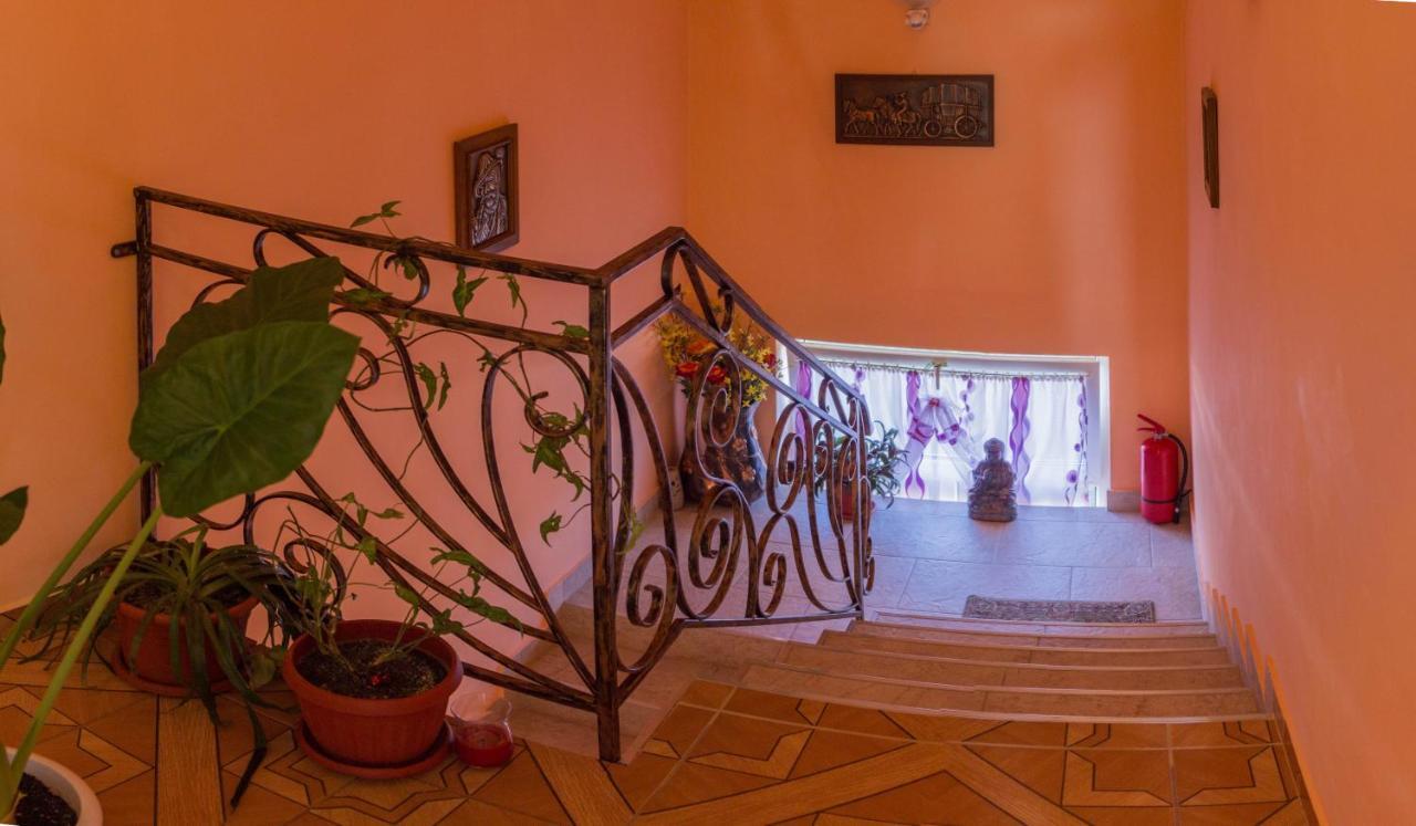 Bed and Breakfast Szasz&Szasz Panzio Gheorgheni  Exterior foto